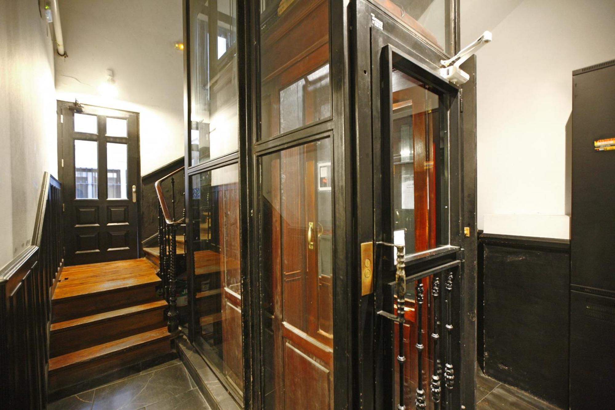 Atocha Suite - Barrio De Las Letras Madrid Exterior photo