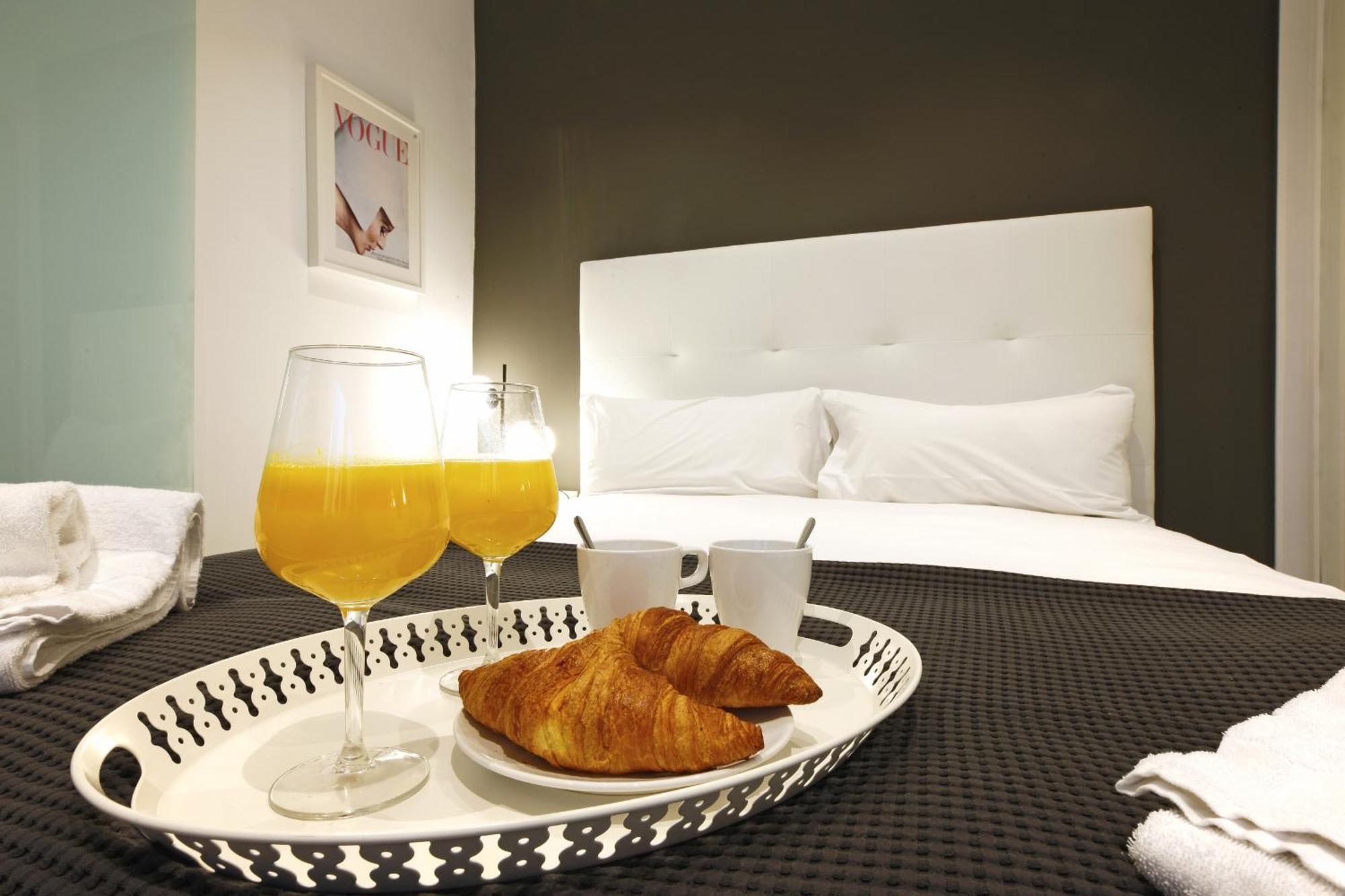 Atocha Suite - Barrio De Las Letras Madrid Exterior photo
