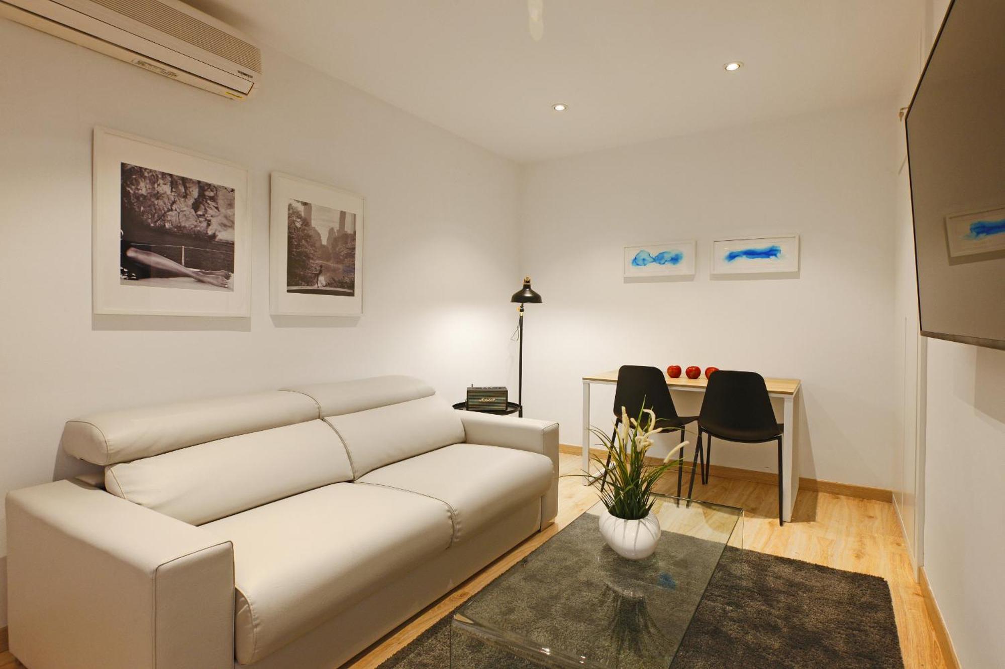 Atocha Suite - Barrio De Las Letras Madrid Exterior photo