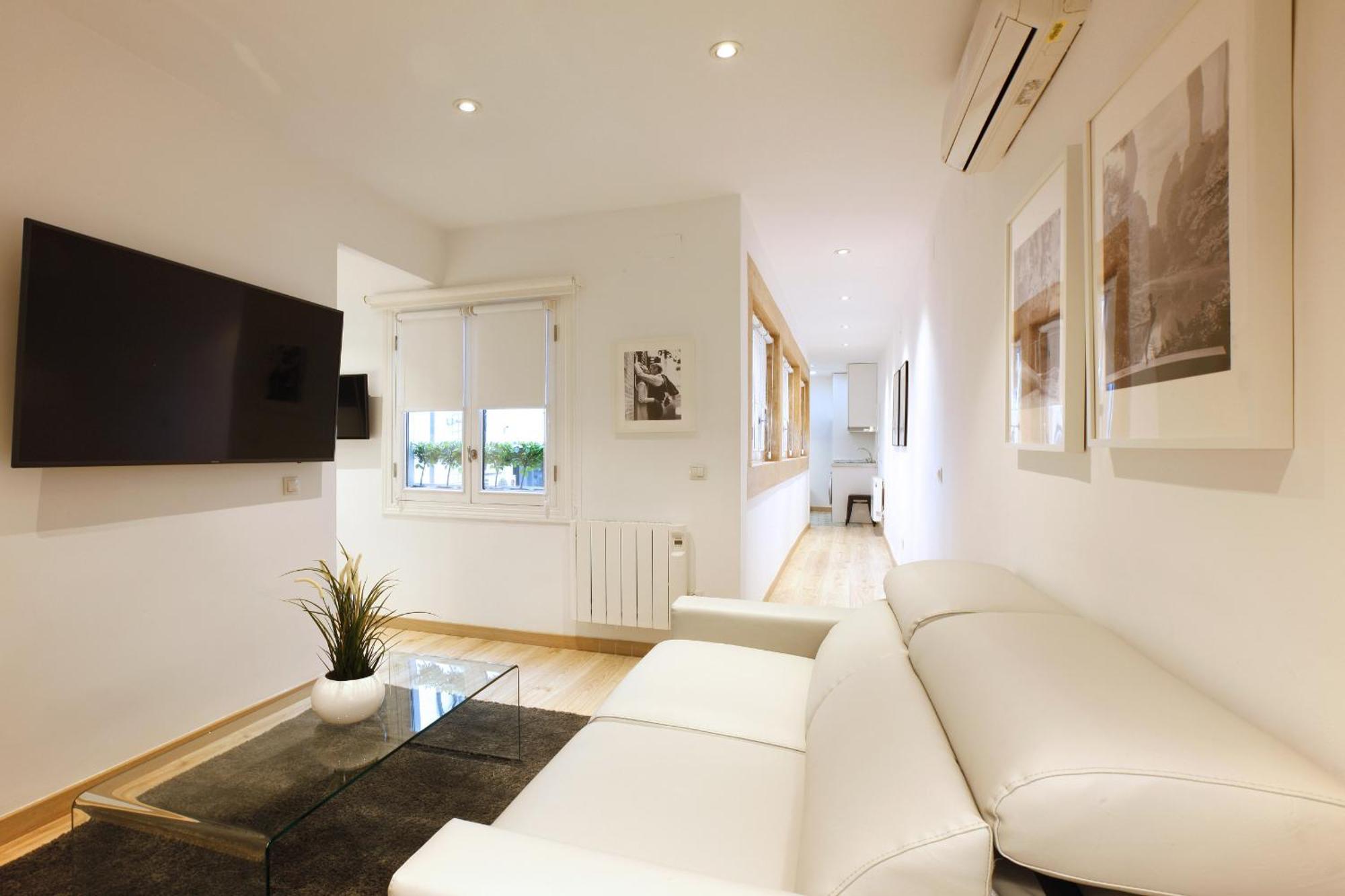 Atocha Suite - Barrio De Las Letras Madrid Exterior photo