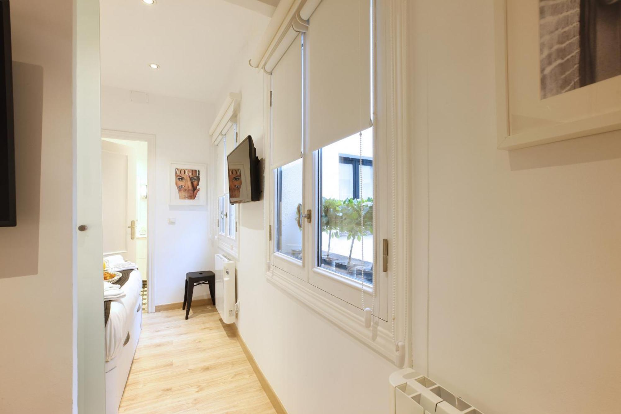 Atocha Suite - Barrio De Las Letras Madrid Exterior photo