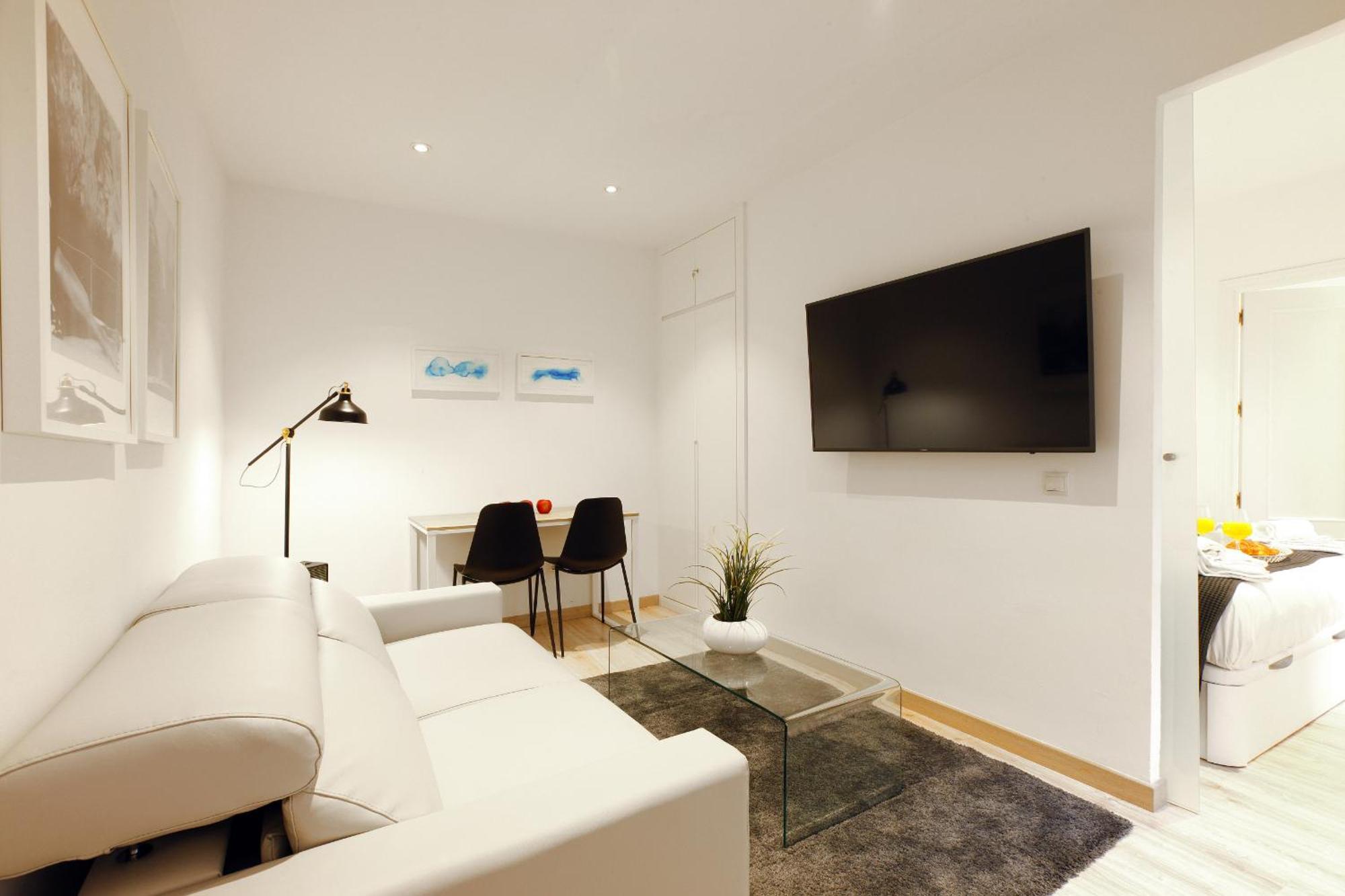 Atocha Suite - Barrio De Las Letras Madrid Exterior photo
