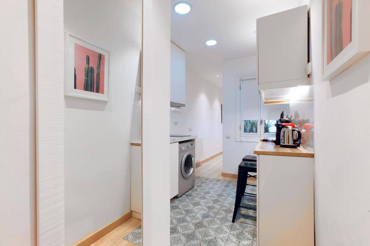 Atocha Suite - Barrio De Las Letras Madrid Exterior photo
